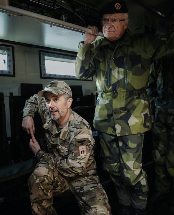 WTF, Kungen i uniform på bild med en iransk general??? Jaha, en dansk…