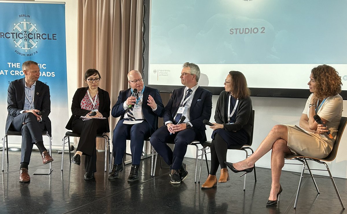 Excellent session @_Arctic_Circle Berlin on Climate, air quality, and health - a priority theme @ 🇳🇴 chairship @ArcticCouncil. Black carbon and methane reduction is essential. @ArcticSAONorway @rolfrodven @AMAP_Arctic #Arctic