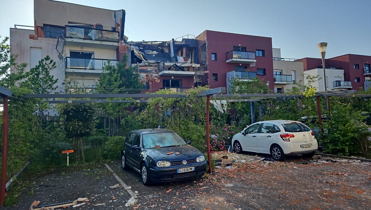 CHARENTE-MARITIME : Plusieurs blessés dont un grave après une violente explosion dans une résidence pour seniors à Puilboreau, près de La Rochelle. Une quarantaine de personnes ont été évacuées (France Bleu).