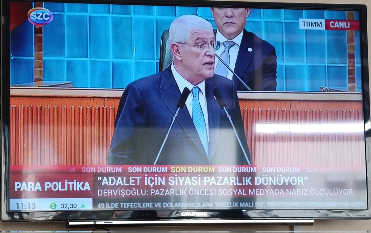 #sozcutv de #iyiparti genel başkanınin konuşmasına denk geldim ,konuşması devlet bahçeli ile aynı tonda biran o konuşuyor gibi geldi😄 @EbruBaki #kcaer @Deniz_Zeyrek @ismailsaymaz