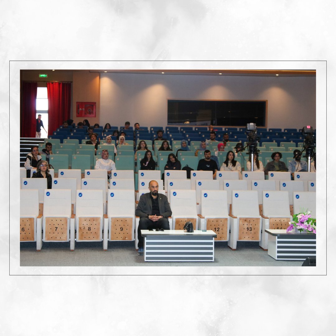 Vanyyugsf's tweet photo. Van YYÜ Güzel Sanatlar Fakültesi'nde Üniversitemizin Bilimsel Araştırma Projeleri (BAP) hakkında bilgilendirme semineri düzenlendi. Seminer hakkında detaylı bilgiyi BAP Mentörü ve Güzel Sanatlar Fakültesi hocası Doç. Dr. Nergiz KARADAŞ TOKTAŞ aktardı.
#vanyyu #vanmerkez https://t.co/cpFHX0df2S