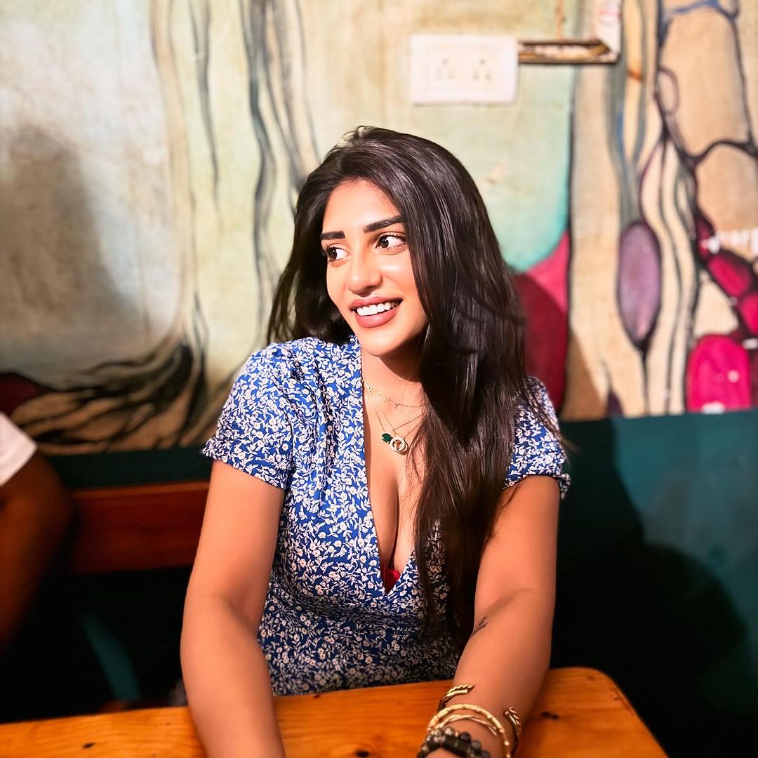 GNCwn7dbcAAcW6a?format=jpg&name=medium