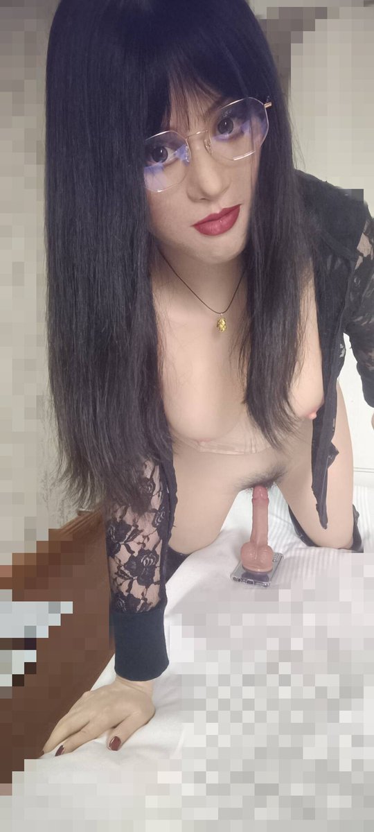 姐姐这身材，这颜值，不当超模可惜了，嘿嘿😬