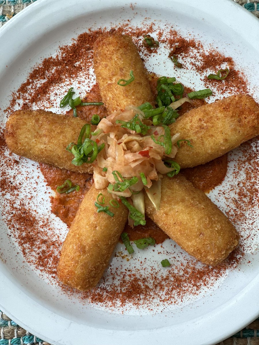 idguideofficial's tweet photo. This is on the mandatory culinary #boise bucket list - @lekuona3 #croquetas #boisefoodies #boiseidaho #badqueblock https://t.co/gJ1SmkNw5x
