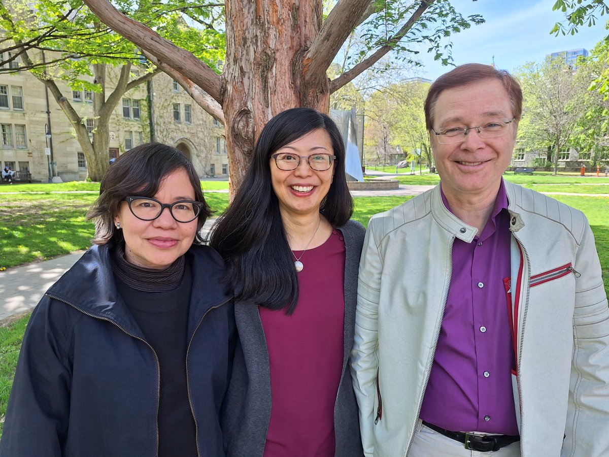 My colleagues & I presented our decade-long #TibetanStudies efforts at the Academic Libraries Toronto Conference yesterday. Collaborating with @columbialib was invaluable. Kudos to them for their outstanding work on our collection at @UofT!  @EastAsianLib @uoftlibraries
