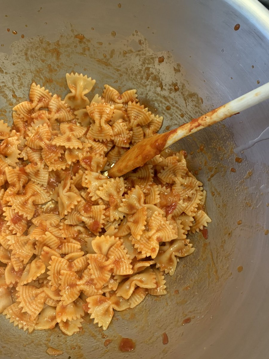 I’m proud to see the creativity in the kitchen during cooking club this week as students customized their pasta sauce for their pasta dish. Way to go! Thank you to @PC_Charity for helping fund this program. @BeaumondeBHJMS