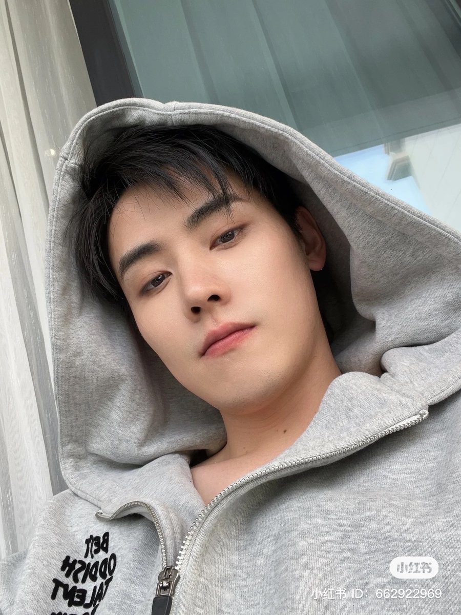 dramapotatoe's tweet photo. #RenHao updates Xiaohongshu https://t.co/uBpeVa37qr