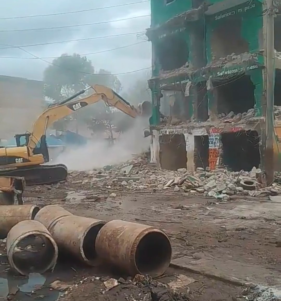 Ongoing Demolitions in Mathare North leaves multiple residents stranded. Watch👇