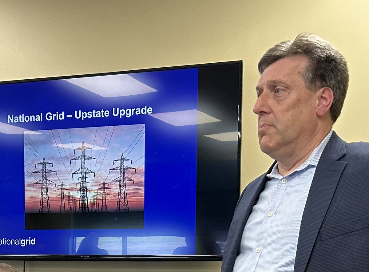 DYK: As part of the Upstate Upgrade, we're investing $124 million to upgrade 36 miles of transmission lines in the Genesee Region. Recently, our Regional Director, Ken Kujawa, spoke with civic leaders about our $4 billion Upstate Upgrade, which aims to build a smarter,