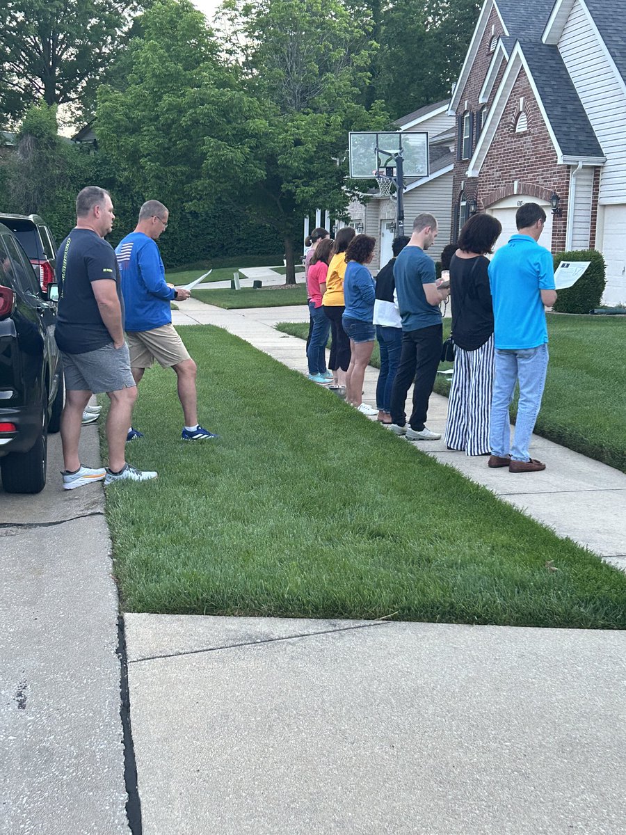 Love can show its face in so many ways…5 days ago my boys and I had to make the painful decision to  bring my wife home for hospice. Last night I was surprised by a group of my Vianney friends singing a Divine Mercy Chaplet for her outside our home, by candlelight. Thank you❤️❤️