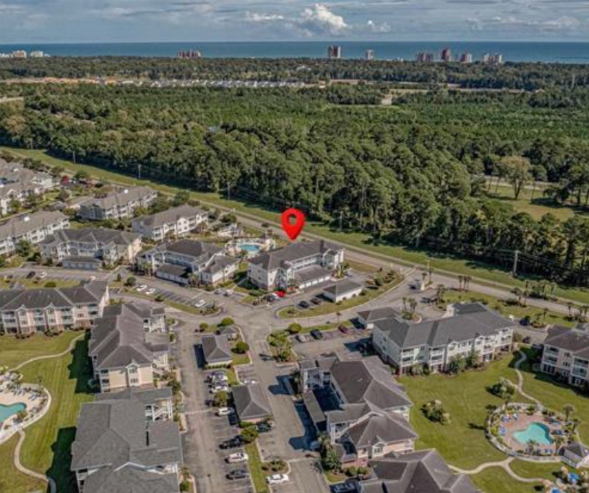 JUST SOLD 

📍 4868 Dahlia Ct #305, Myrtle Beach

➡️ 2 large bedrooms and 2 full baths  
➡️ Open concept design
➡️ Beautiful and fully furnished condo  
➡️ Convenient pool and BBQ area adjacent to the building

Reach out to me at 📲 843-222-6357
