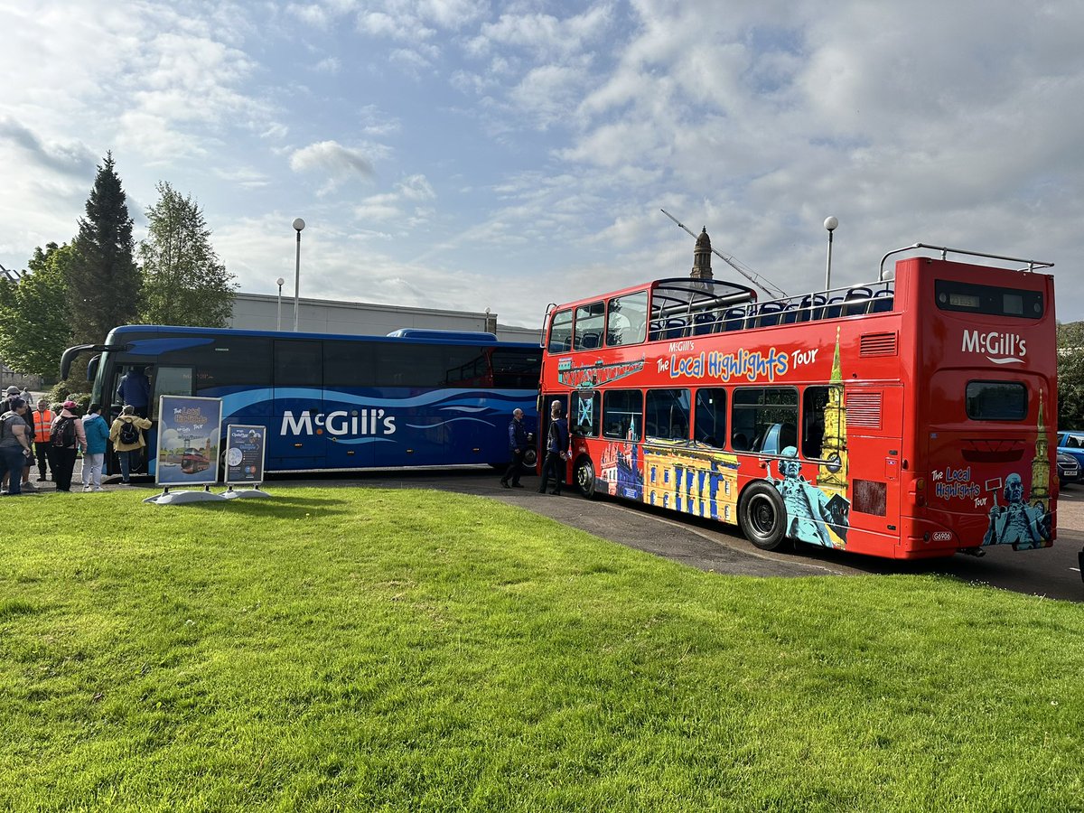 JasonLeeHackett's tweet photo. Today we welcomed to Greenock the Regal Princess ship and her passengers. Another successful day thanks to the teams from all various departments within McGills. 🛳️ 🚍 🚶 https://t.co/BXAMLqPe1l