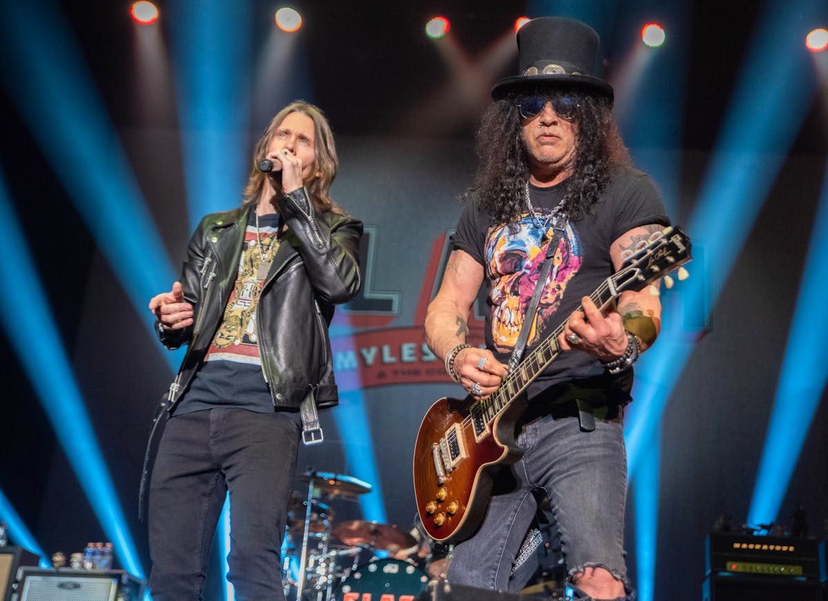 #luxembourg @rockhall #theriverisrisingtour 2024 @slash feat @MylesKennedy and #TheConspirators @brentfitz @franksidoris @todddammitkerns #BrentFitz #toddKerns #frankSidoris #MylesKennedy #Slash #smkc 📷 Carl Neyroud ©️