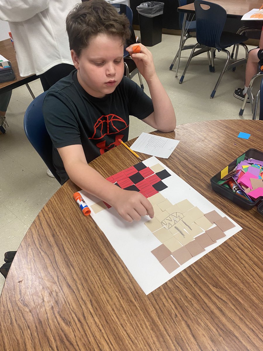 MelindaFortner's tweet photo. Mrs. Amanda’s third graders are practicing finding the area and perimeter of regular and irregular shapes using their self-portraits projects. https://t.co/O1sqR1QCvD