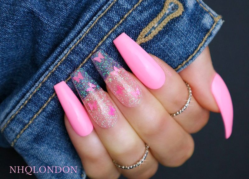 On Wednesdays we wear pink 💖

Shop custom press on nails nails: nhqlondon.com/collections/co… 
Cute nails in minutes
Without spending hours at the nail shop!

#pink #Wednesday #Meangirls #Barbie #Girlygirl #lovepink #cute #kawaii