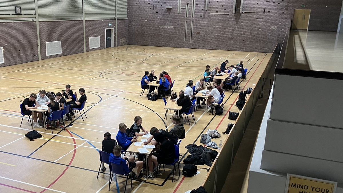 👍🏽 to all our year 1 sports leaders who attended our ‘How to coach’ workshop today - superb effort by everyone 👏🏽 #Coaching #Experience #CPD #Networking #Teamwork #Comps #HighSchool @StAlbansPE @Croesype @Sport_CHS @YsgolGwynllyw @AbersychanSport @WestMonPE