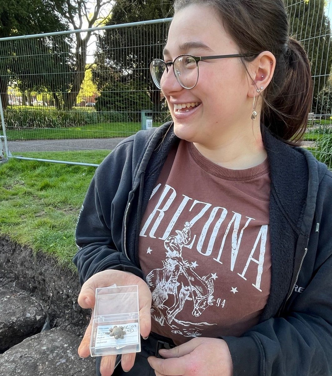 HistArchChester's tweet photo. #DigChester Day 11, Monday's bank holiday, meant a well-earned day off for the students. Here's a few moments we've not yet shared &amp; a reminder that our Open Afternoon is next *Tues 14th May*, 1.30-4.30pm – come along to hear about our discoveries! @uochester @cwacmuseums https://t.co/wPHQx5dd9p
