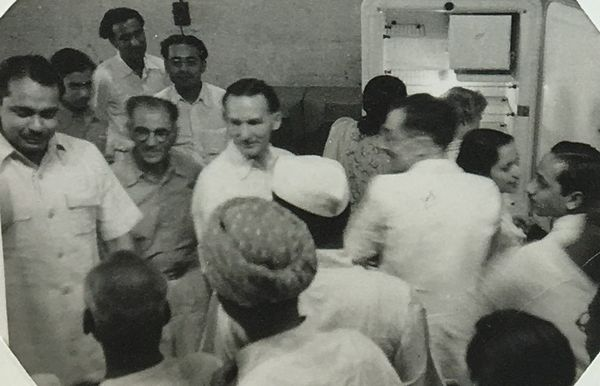 suryanandannet's tweet photo. Do u Know ?

First Indian built refrigerator was Kalinga Refrigirator Owned by Biju Babu . Have a look at the Inauguration Photos at Jobra , Cuttack-1951 @CMO_Odisha https://t.co/PqC7CkXHKh