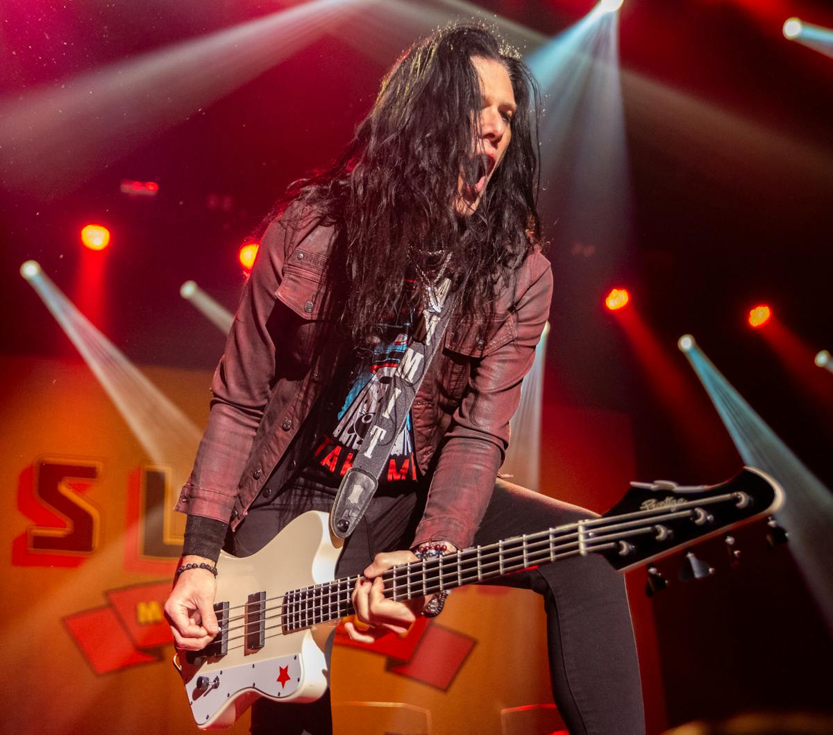 #luxembourg @rockhall #theriverisrisingtour 2024 @slash feat @MylesKennedy and #TheConspirators @brentfitz @franksidoris @todddammitkerns #BrentFitz #toddKerns #frankSidoris #MylesKennedy #Slash #smkc 📷 Carl Neyroud ©️