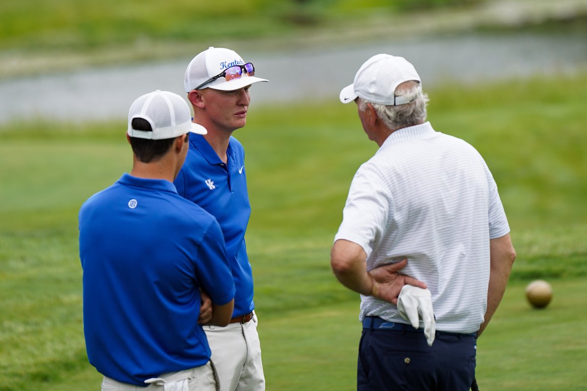 UKmensgolf's tweet photo. Fun day for UK men's golf at the UClub yesterday! 

Great golf, prizes and conversations with former players and supporters of our program! 

Thanks to all who came out! 

#WeAreUK #GoBigBlue 🔵 https://t.co/25QhOfXEbB