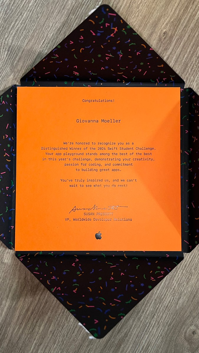 xgikitica's tweet image. thank you @Apple 😭❤️ #swiftstudentchallenge