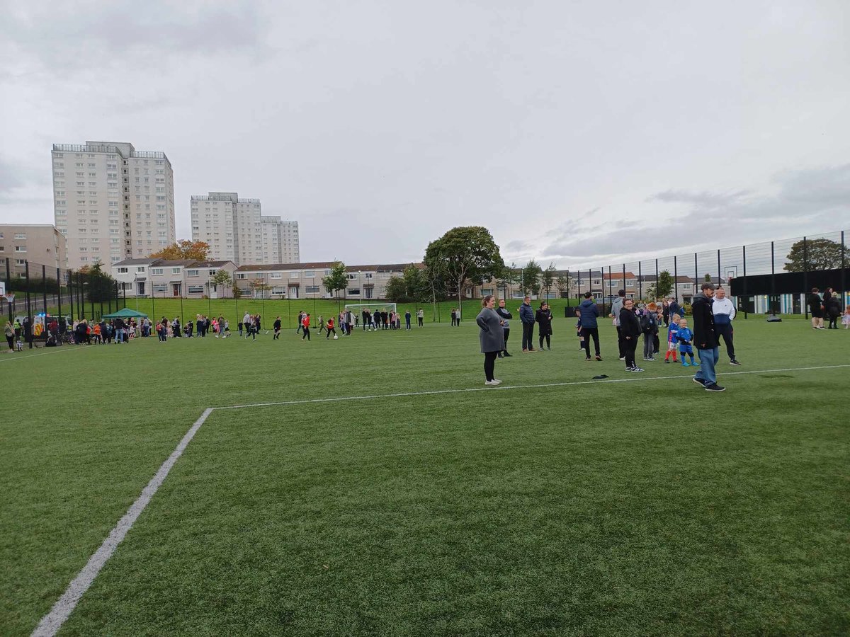 The pitch improvement project I've been working on with @long_calderwood @longcalderwood provided new equipment and extended opening times. We now have to report to our funders, @TNLComFundScot, to say what difference it has made to you. Please tell us docs.google.com/forms/d/e/1FAI…