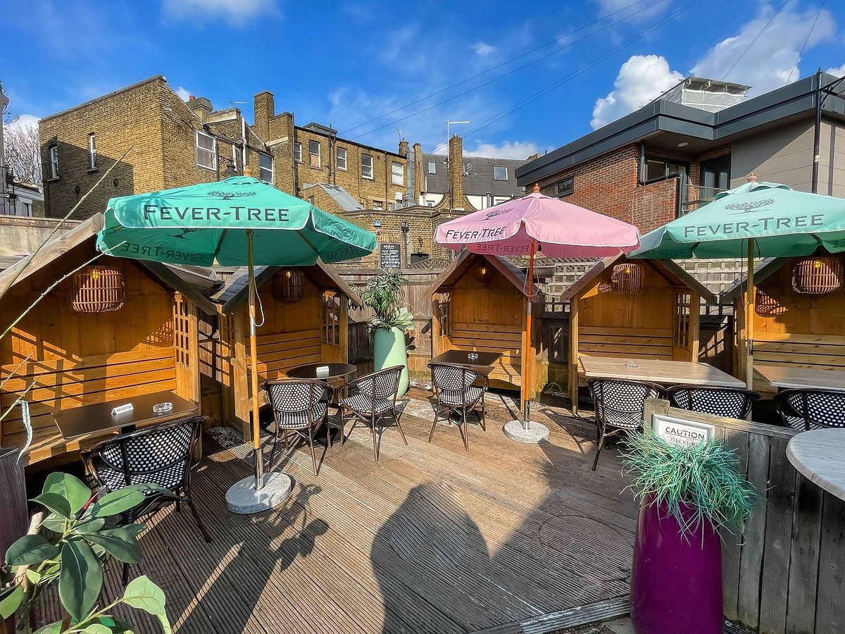 The Florence (@theflorencepub) on Twitter photo Looking for an outside space to host your party?! 😎
Say no more 🙌
Check out the Huts - semiprivate area in our garden. Capacity 20 people seated 35 standing
Book now and enjoy the sunshine🌞
📧 enquiries@florencehernehill.com
📞 020 7326 4987 Looking for an outside space to host your party?! 😎
Say no more 🙌
Check out the Huts - semiprivate area in our garden. Capacity 20 people seated 35 standing
Book now and enjoy the sunshine🌞
📧 enquiries@florencehernehill.com
📞 020 7326 4987