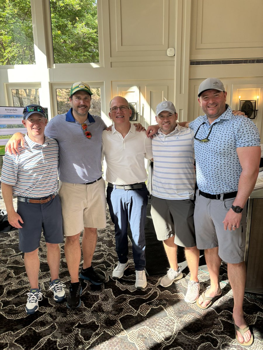 FredSutterlin's tweet image. What a treasure of a day with friends celebrating Adam Pomeranz and his extraordinary leadership &amp;amp; 20 years as CEO of Annandale Village! Great friends, great event, great mission, doing amazing work!

#Leadership #Passion  #Purpose #Community #BusinessSchoolClassmates