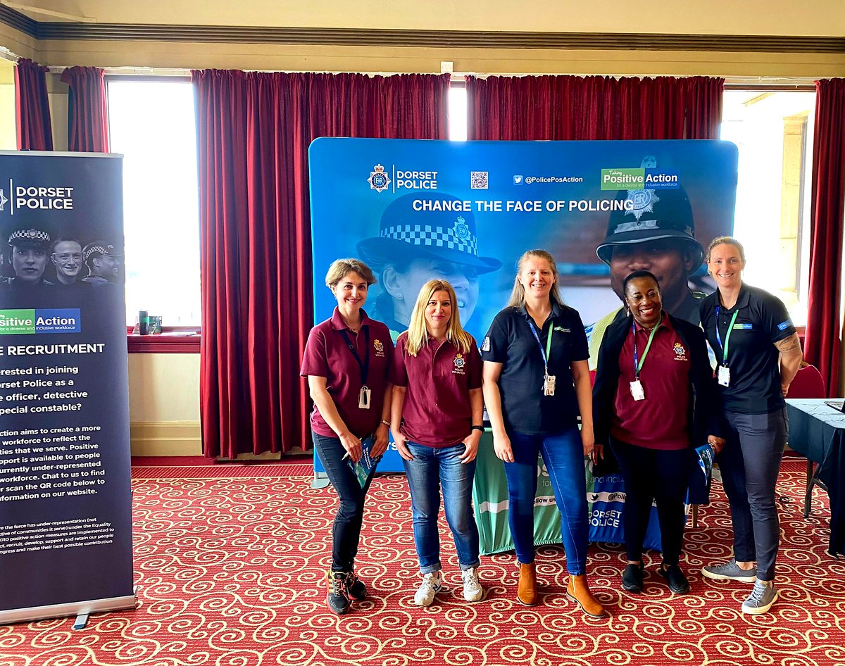 Huge thanks to our dedicated #PositiveAction volunteers who were supporting us today at @TheJobFairs event in #BournemouthPavilion. We couldn't have spoken to so many people without their help! @DorsetVOL #BePartOfSomethingBigger #JoinUs