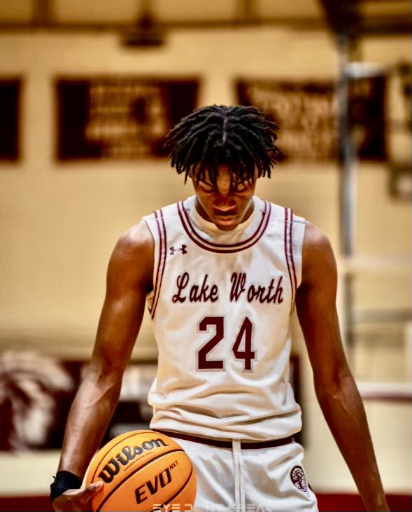 ☁️#PRO Elevation Inc.✈️ 🏀’25 @ChasionW (Lake Worth - FL) is an elite athletic 6’6” wing that is extremely versatile. Allowing him to play almost every position on the floor… 📝Long playmaker that thrives in transition and can defend 📞College Coaches… Now is the time