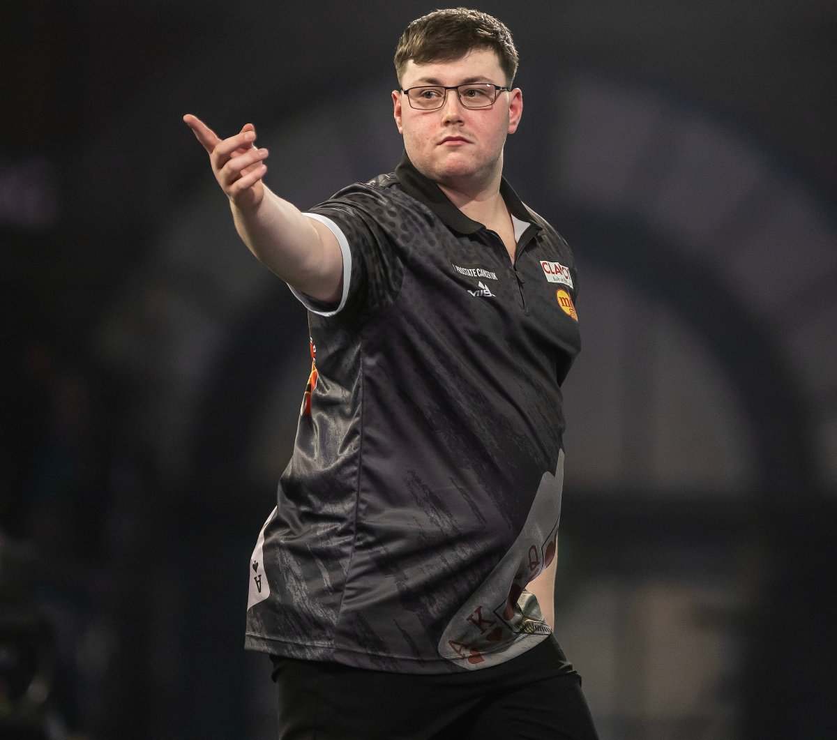 WHAT A WAY TO WIN! Dylan Slevin pinned a nine-dart finish in his match against Cameron Menzies in ET8 qualifying. Slev came through 6-4. Well done Dylan!