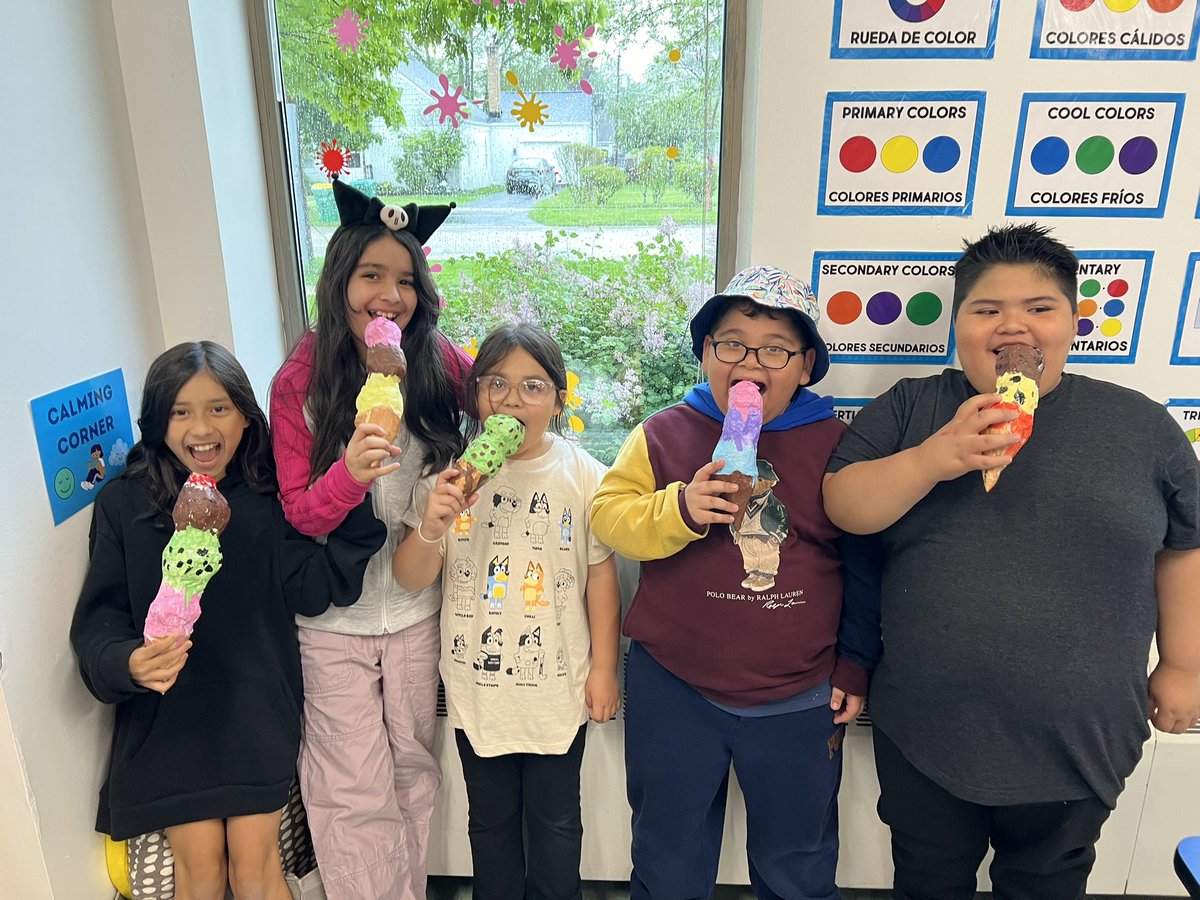 msmeyerart's tweet image. Paper mache ice cream cones in 3rd grade!🍦 #beabulldog #séunbulldog