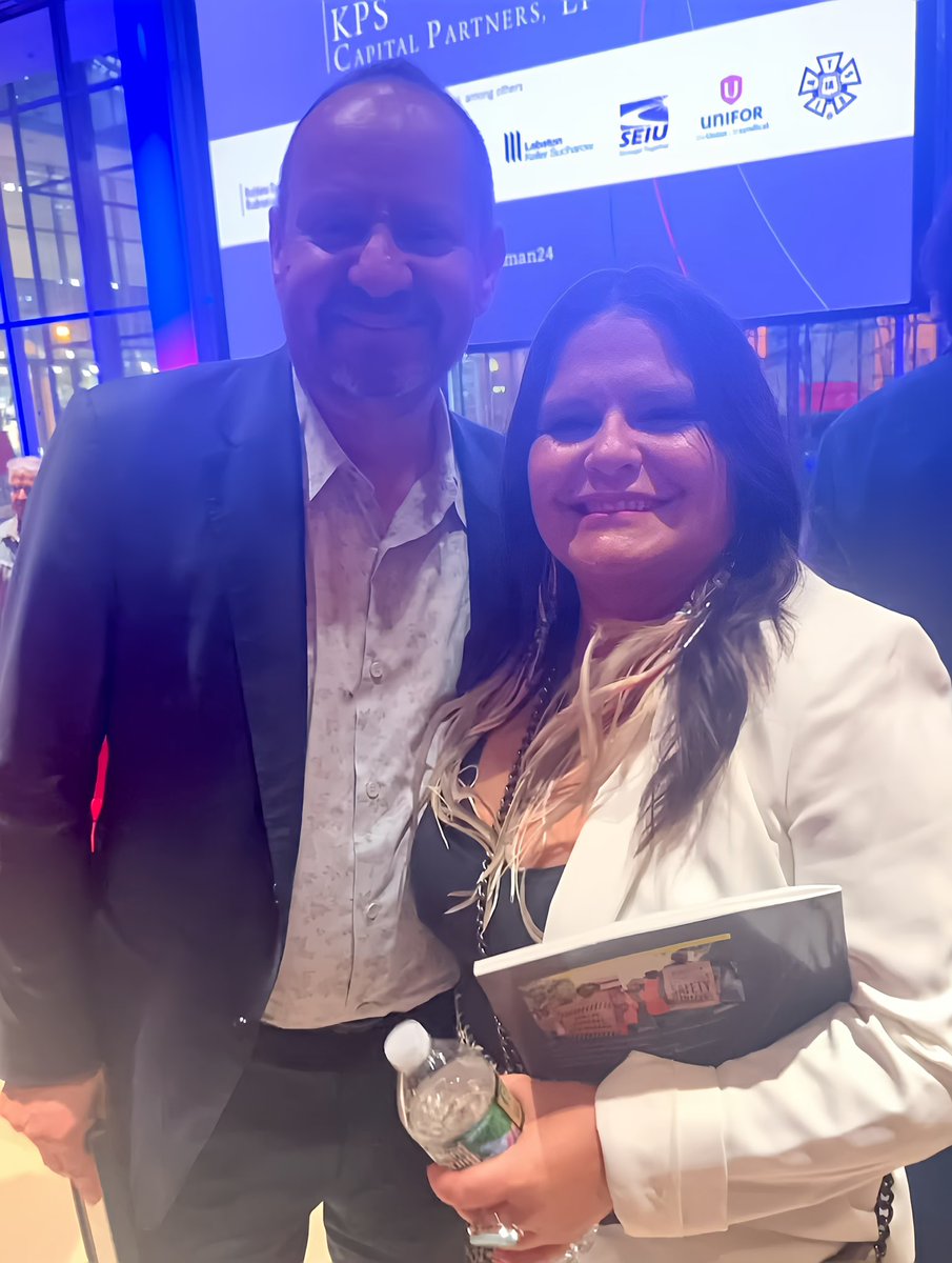 I met so many incredible movers and shakers last night @SidneyHillman awards including @philippesands a top international lawyer who fights for human rights and the environment, an author and visiting professor at Harvard. He is the recipient of the 2024 George Barrett award!!!