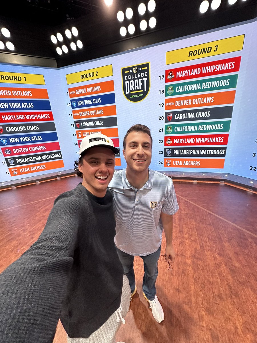 Guys, @PremierLacrosse draft day is one of my favorite days of the year on campus because I get to see my guy @RJKaminski in his element! Also got to see @kevbrown89 covering the event, a lot of @merrillcollege alums hanging around Bristol🐢