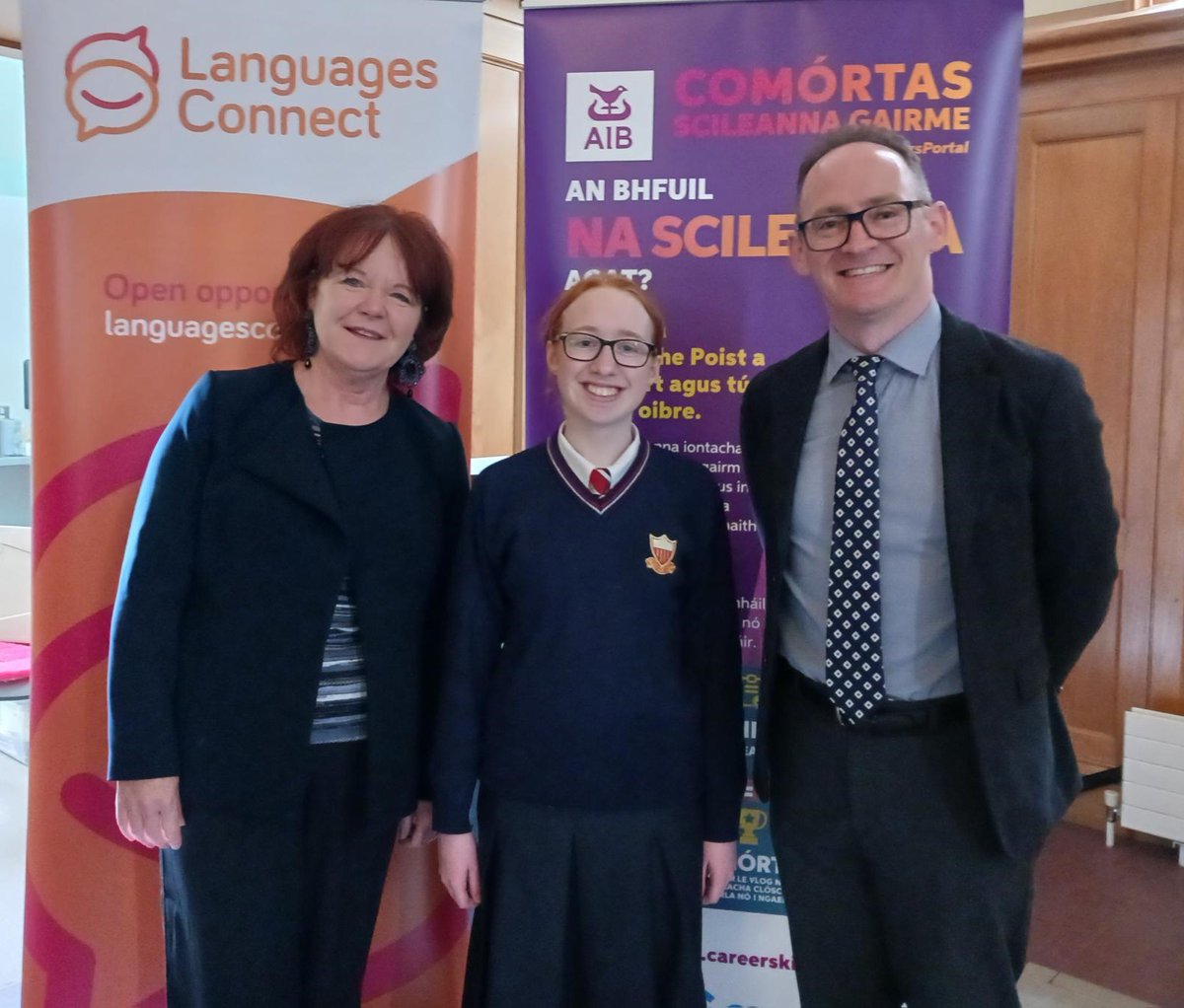 Congratulations to Aoife on winning the Languages Connect Award for Careers with a Foreign Language. She received her award at the @careersportal.ie prizegiving ceremony today. Well done to all who entered! See more about the winning entry here: bit.ly/CareerSkills24