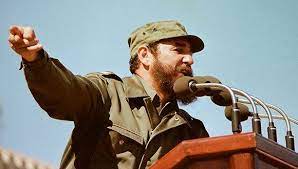 Fidel:'Ese es en esencia el contenido moral del socialismo: trabajar para el pueblo, trabajar para la Patria, trabajar para el hombre y, sobre todo, trabajar para el mañana'. #LaHabanaDeTodos #LaHabanaViveEnMí