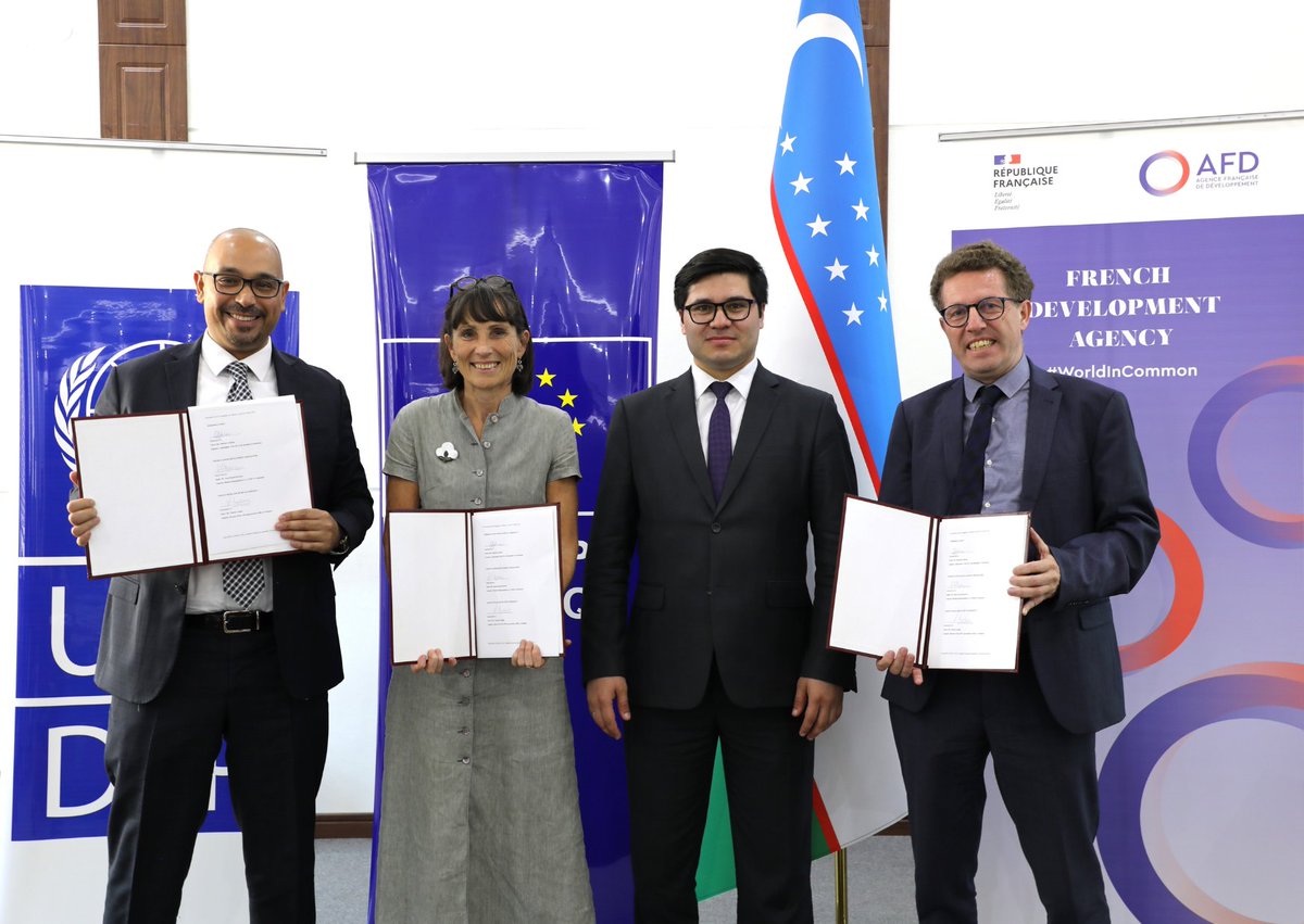 🇫🇷🇺🇿We are happy to team up with @AFD_en to help @GOVuz bolster #Green financing in Uzbekistan. 🇪🇺With a grant from @EU_Tashkent , we're planning a new project aimed at integrating green priorities into Uzbekistan's budgetary process. 🌿💼 👉Details: go.undp.org/ZGj