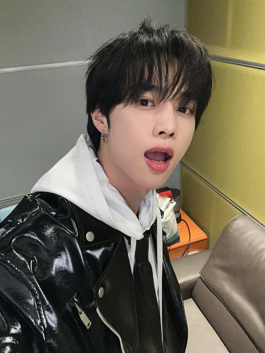 人気No.1 THEBOYZ ソヌ whisper withmuu ラキドロ K-POP・アジア