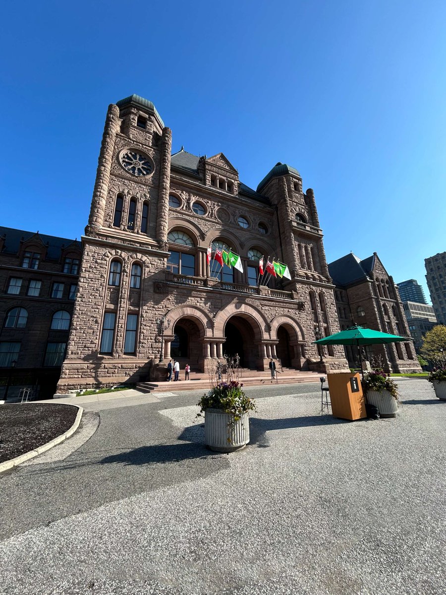 @clontario & @cltoronto are at Queen’s Park for our #CLMonh2024 Day at the Legislature! We are looking forward to discussing key initiatives that will support the sector through the current financial challenges we are facing. #ONPoli #InvestInInclusion #AuthenticInclusion