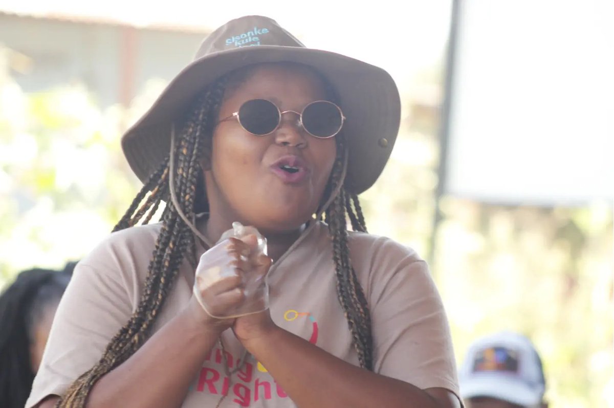 “We joined the community of Saulsville to engage and educate them about HIV prevention methods. The purpose of these dialogues is to empower communities with knowledge and eradication of stigma towards HIV prevention methods.” - Lerato #ChoiceManifesto #LetWomenLead #SiAPHA