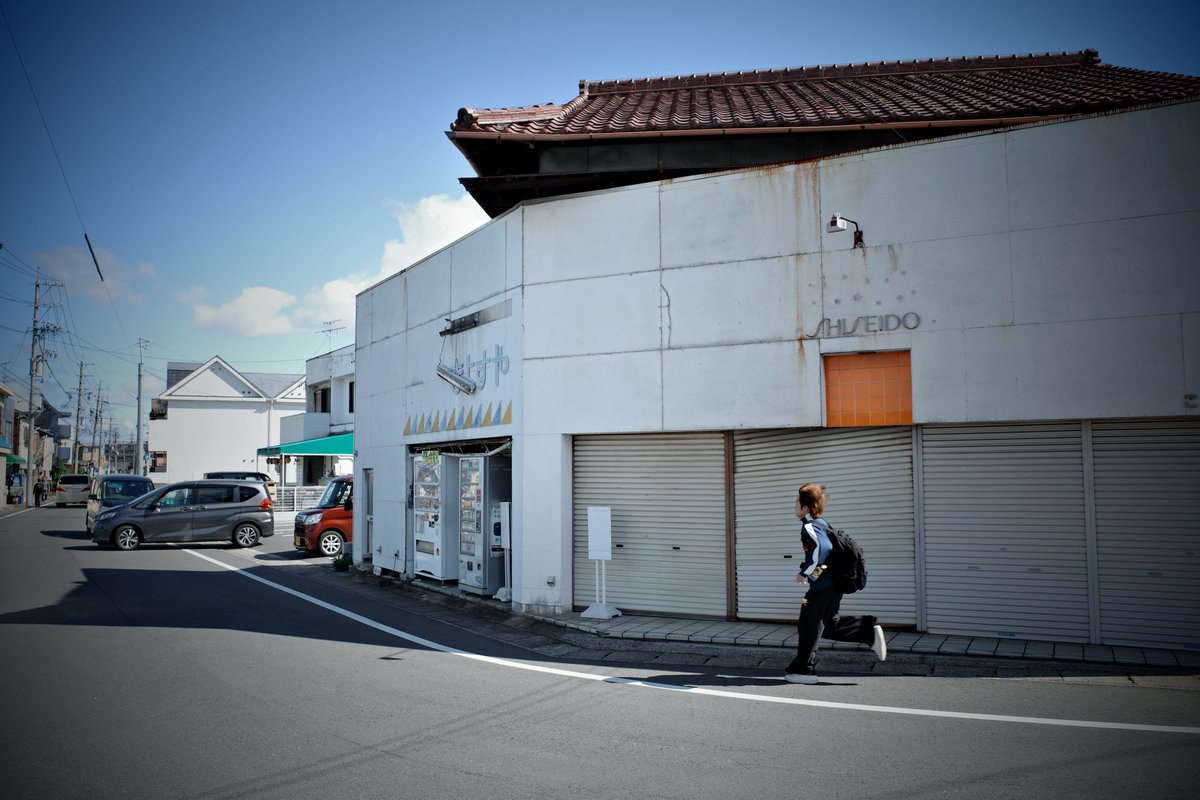 Nagoya, Japan, - Apl. 2023 - RICOH GR3 #RICOH #GR3 #写真 #名古屋 #スナップ #streetsnap #streetshot #streetphotography #snapshot #streetartjaponism #Nagoya #photography