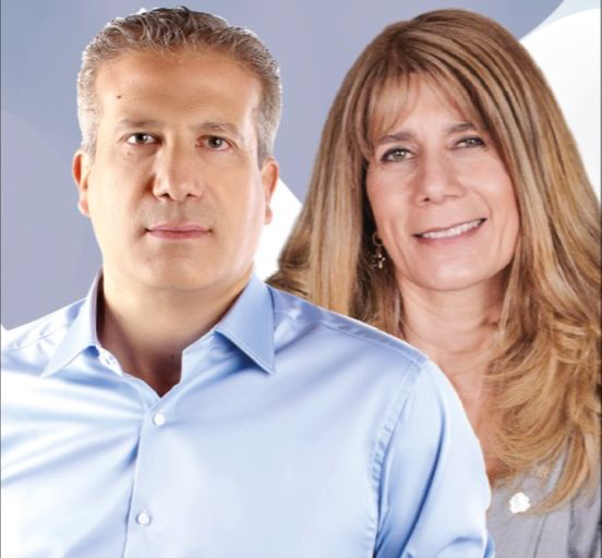 BotCheckerCL's tweet photo. Democratas en "Caso Fundaciones" 
GORE Bío Bío asignó 720 Millones a "centro espacial" (fundación) vinculada a Ricardo Rincón hermano de Ximena Rincón.

El Gore Rodrigo Díaz es DC
Ricardo ex DC
Ximena ex DC 
El candidato a continuidad para alcalde de Concepción Aldo Mardonez es DC