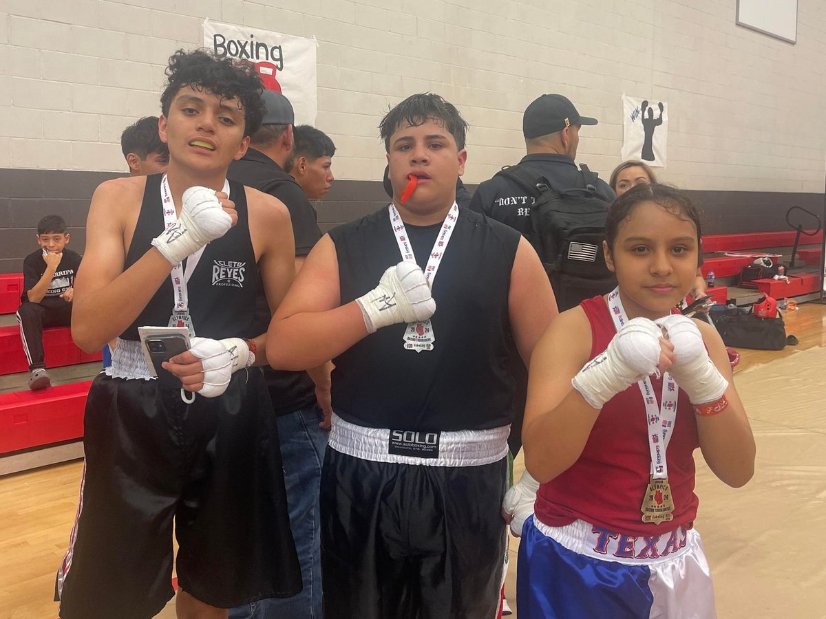 🥊🏅 Congratulations to students from @JimBarnesMS and @RodriguezESISD for their outstanding performances at the Jr Olympics boxing tournament in Edinburg! Eighth grader Pablo Lara & sixth grader Matthew King earned silver medals and fourth grader Camilla Maldonado won gold!