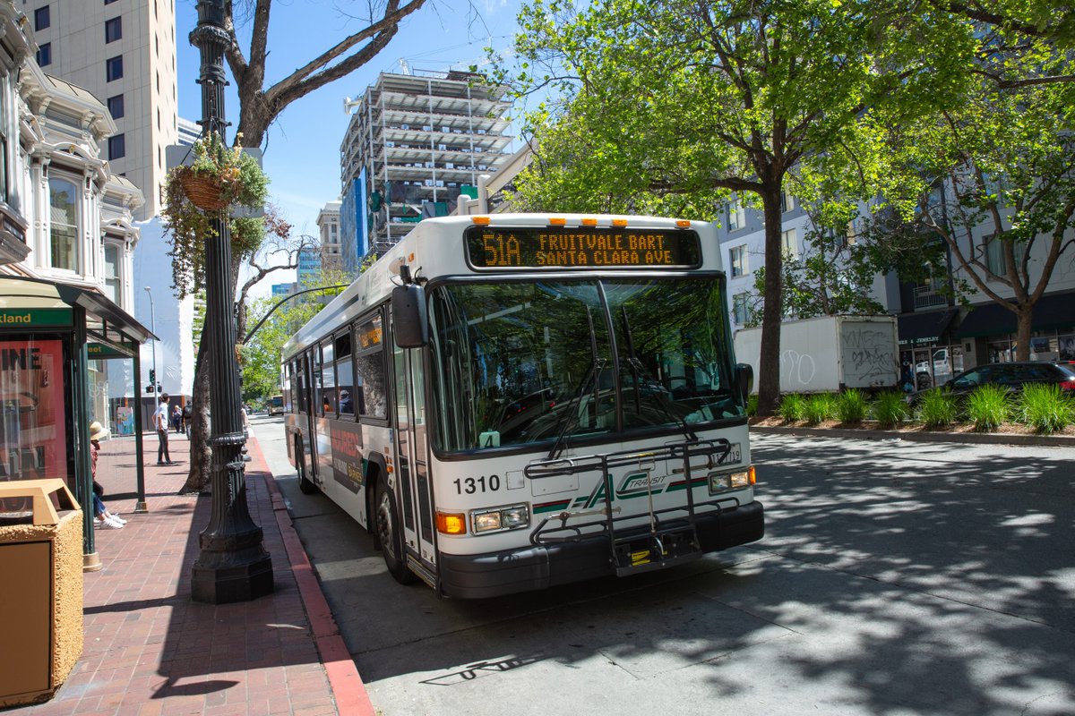 Help shape the future of transit in the Bay Area by taking @CaltransD4 Bay Area Transit Plan Survey. Share your input to help improve transit speed, reliability, and access across the region. Learn more and take the survey: bit.ly/4aeWRn4