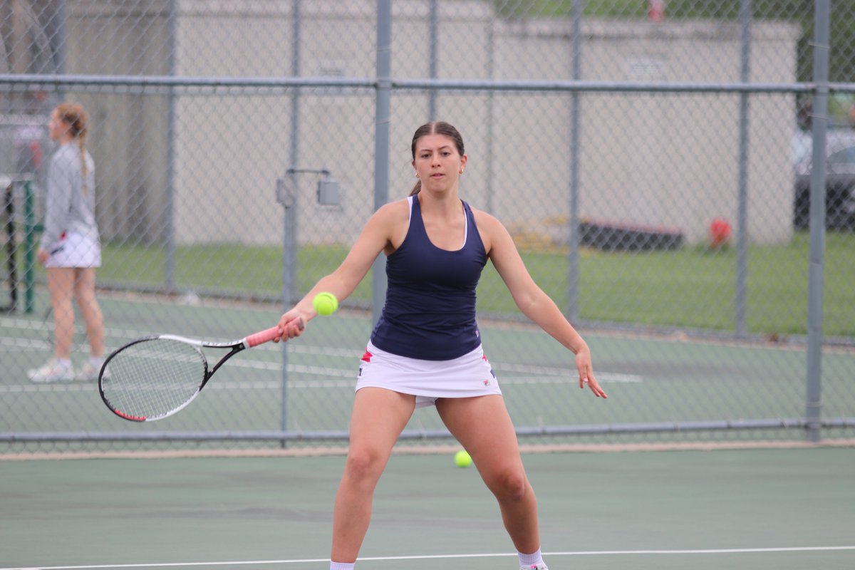 Check out some of the pictures from the Girls Tennis match against John Glenn. All of the pictures can be seen at johnadamsathletics.com/photos
🎾🦅🔴⚪️🔵📸🎾