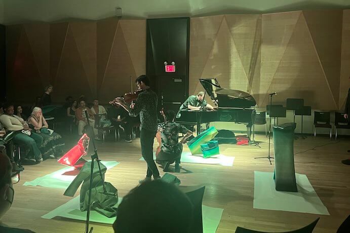 Stephanie Ann Boyd reviews a multidisciplinary collaboration between NYC-based queer artists, including ensembles InfraSound and ChamberQUEER. buff.ly/3UA5WkI