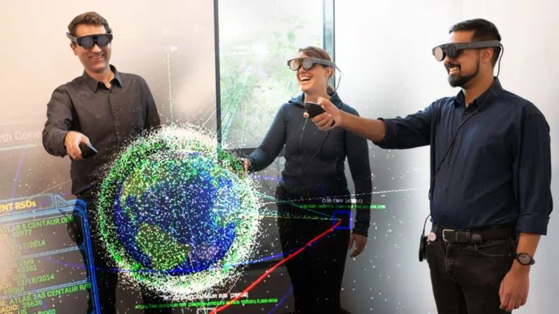 Going to #GEOINT2024? Swing by booth 838 and immerse yourself in an extraordinary #AR/#VR experience. Discover firsthand how KWYN™ SOLAR revolutionizes the process of comprehending the complexities of the space domain within an immersive environment. ow.ly/b7ab50RxxMr