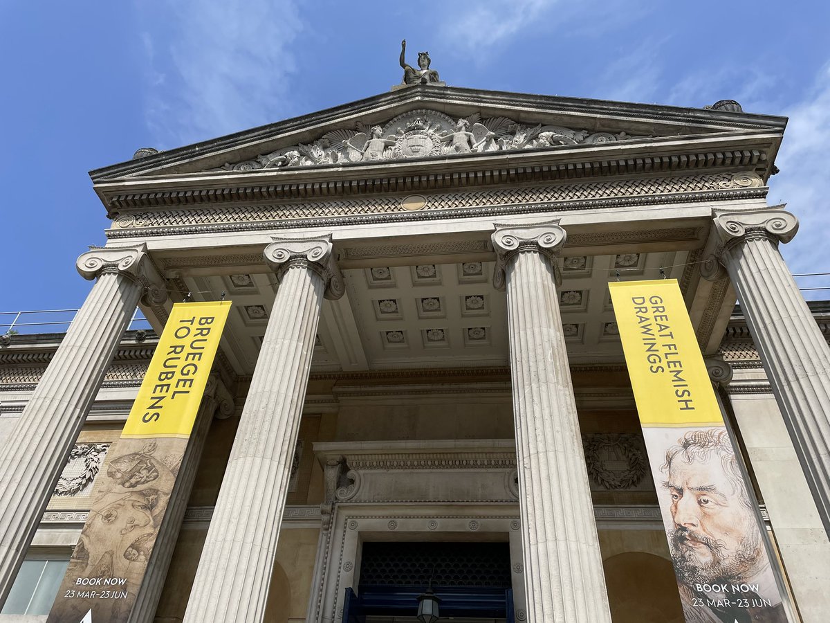 Linda Hull 🙋🏻‍♀️🧡 💙 tweet media