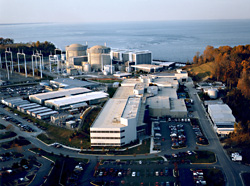 The November 2023 scram and partial power loss at the Calvert Cliffs-2 #nuclear plant near #WashingtonDC was caused by a short circuit due to 'inadequate work practices' by personnel who installed instrument wiring too close to a live bus bar. D'Oh. nrc.gov/docs/ML2412/ML…