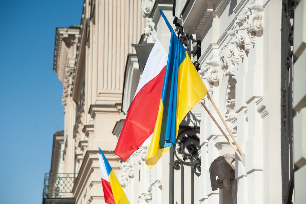 Uniwersytet Warszawski ponownie koordynuje projekt „4EU+ dla Ukrainy”. Dzięki przedsięwzięciu realizowane są działania edukacyjno-rozwojowe, komplementarne z inicjatywami @4EUplusAlliance. Od 2⃣5⃣ do 2⃣6⃣ czerwca w Paryżu odbędzie się konferencja „European Narratives and…